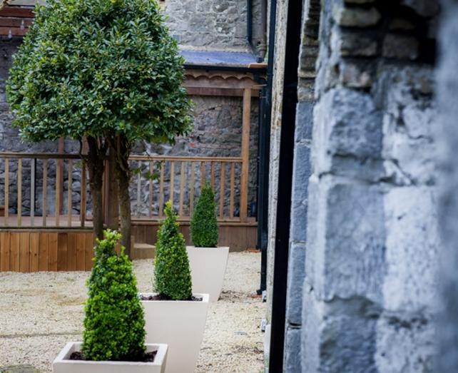Spinners On Castle Street Birr Exterior photo